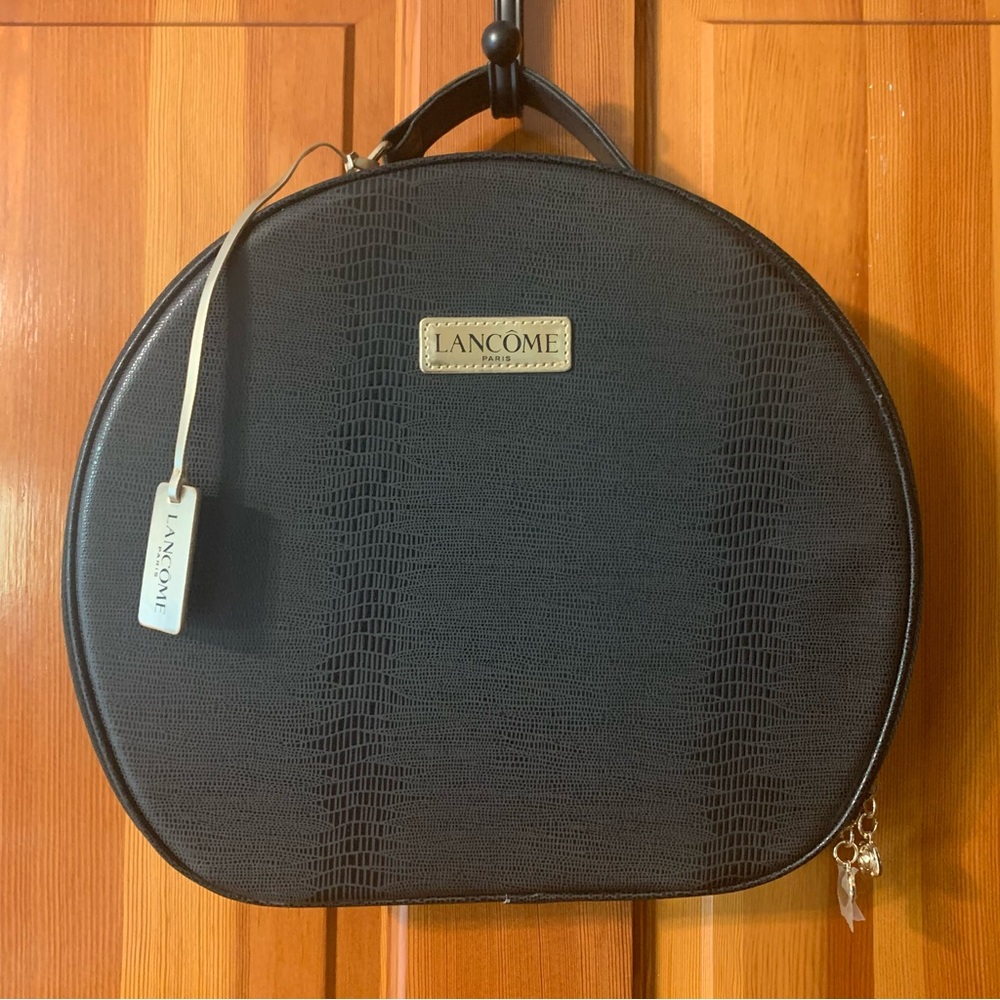 Lancôme Paris Large Patent Leather Crocodile cosmetic Travel Bag/Purse Unused